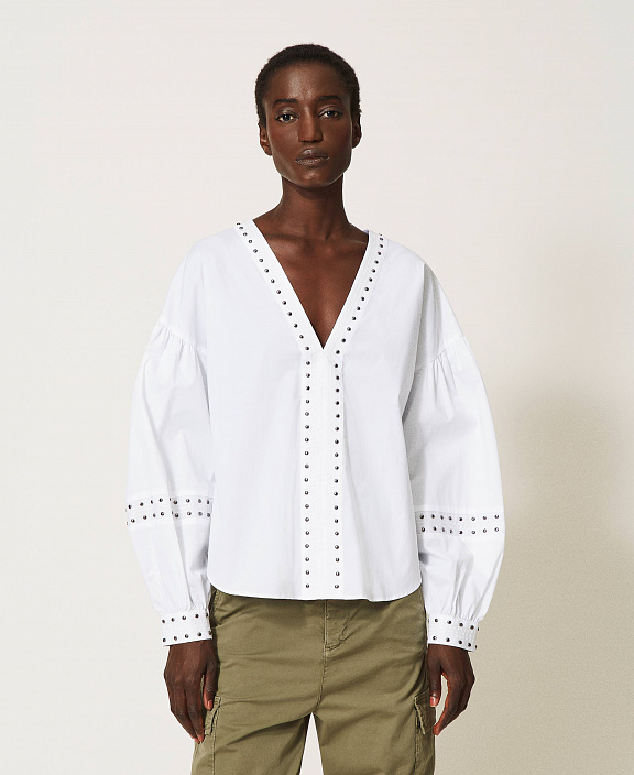 Блуза из поплина с заклепками
