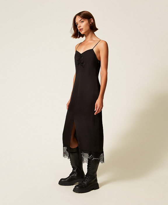 Платье миди MYFO с кружевом и вышивкой