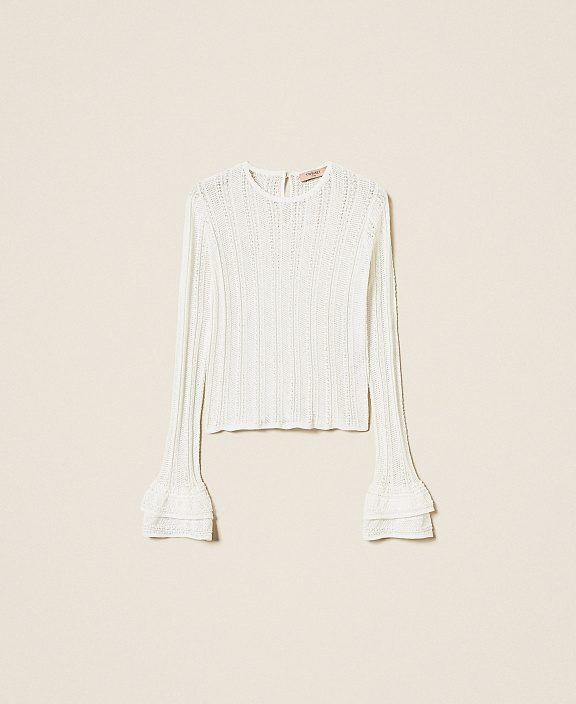 Облегающий ажурный джемпер с оборками