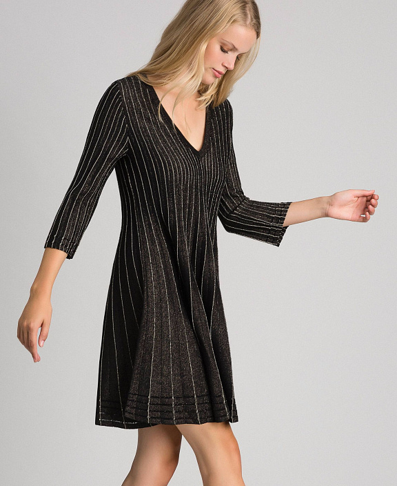 Платье из плиссированного трикотажа с люрексом