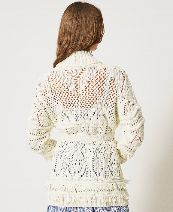 Длинный кардиган ажурной вязки с бахромой