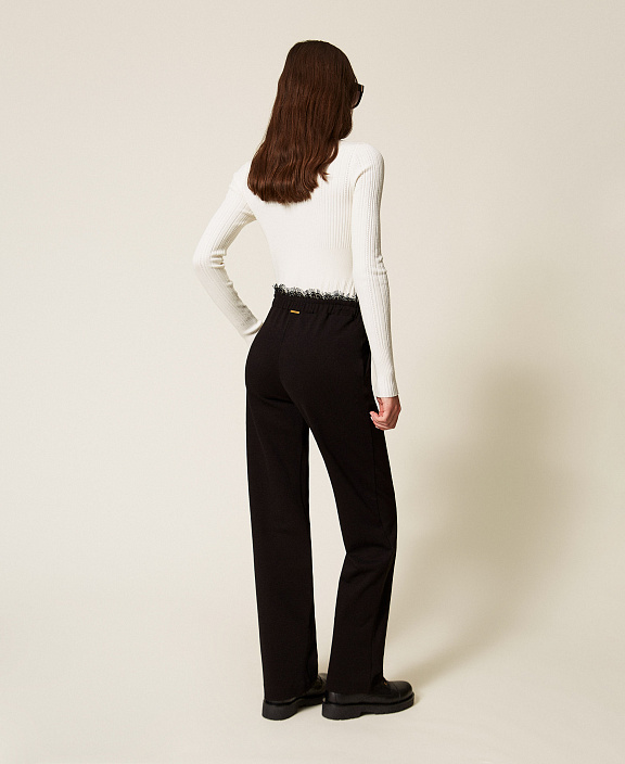Прямые брюки из футера с кружевом