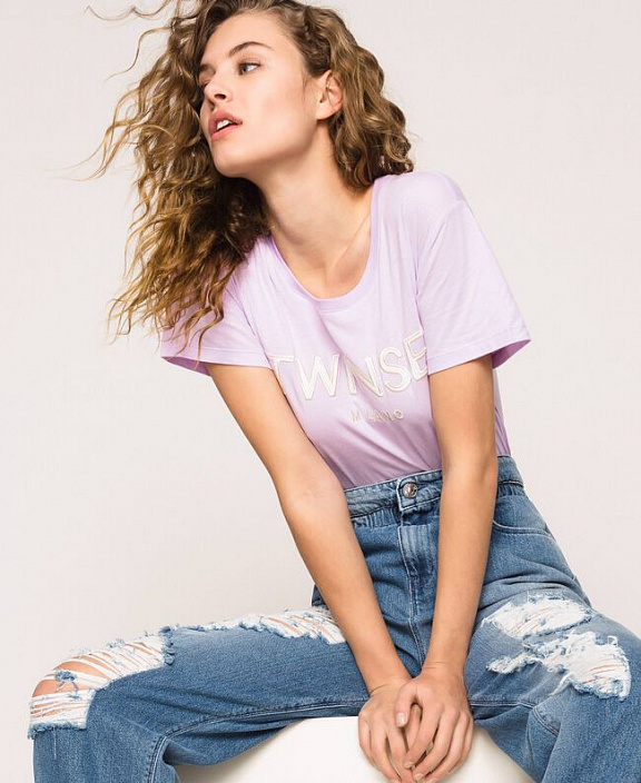 Футболка классическая