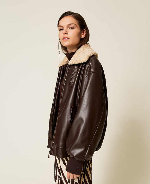Куртка из искусственной кожи с воротником из искусственного меха