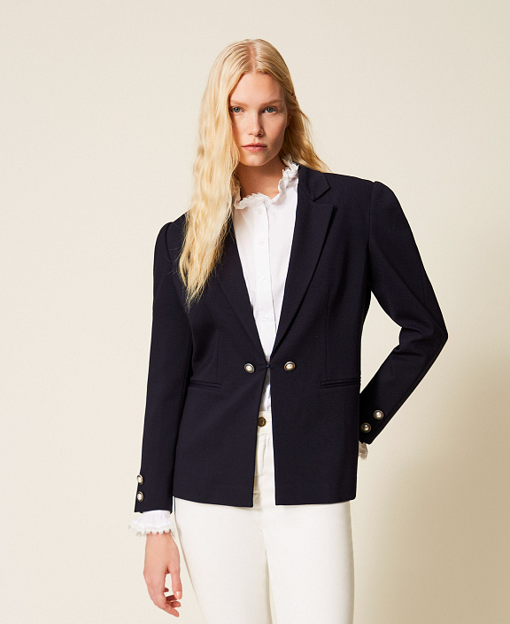 Блейзер с декоративными пуговицами
