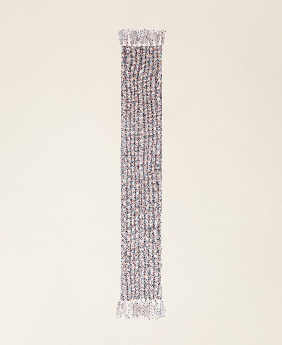 Шарф из разноцветной пряжи