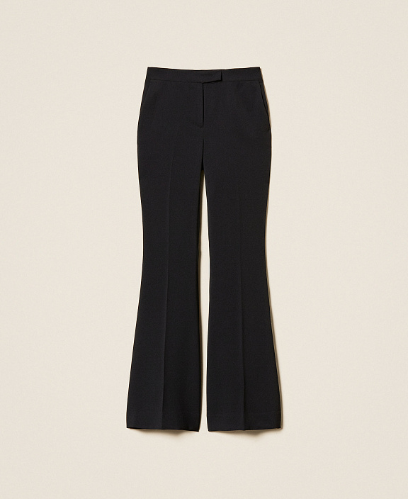 Расклешенные брюки из крепа