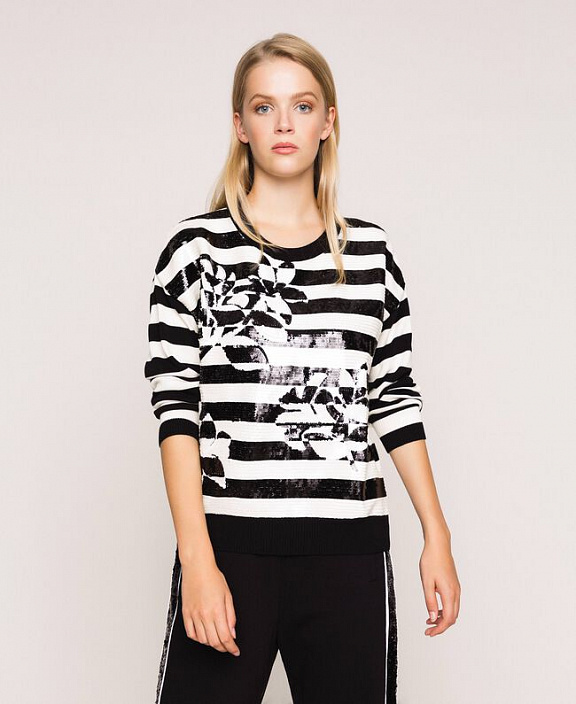 Джемпер в полоску