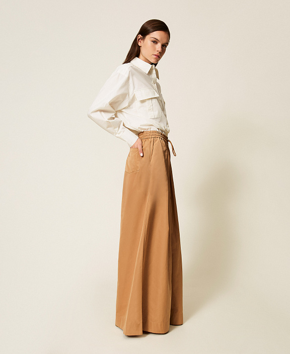 Брюки палаццо из атласной ткани