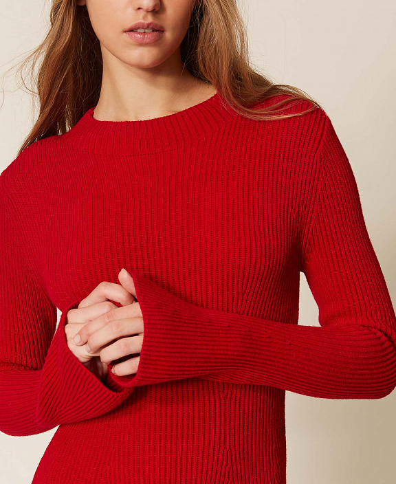 Короткое трикотажное платье из смесовой шерсти