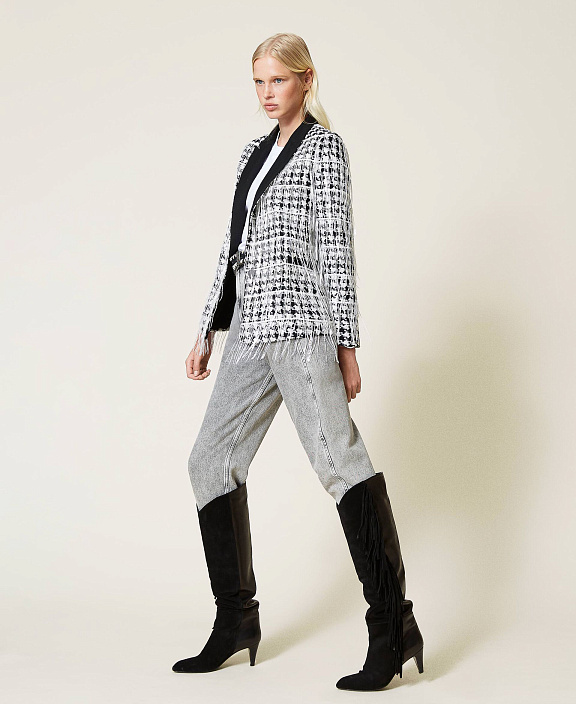 Блейзер с бахромой из пайеток