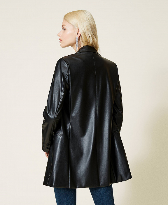 Блейзер из ткани с покрытием