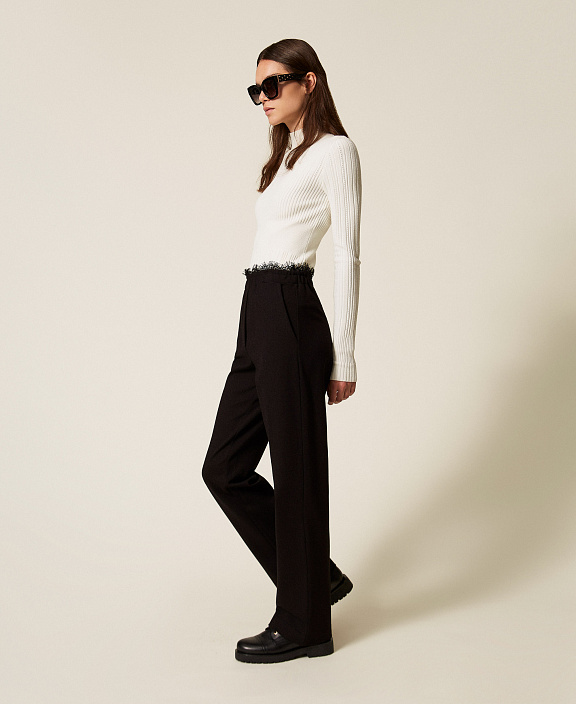 Прямые брюки из футера с кружевом