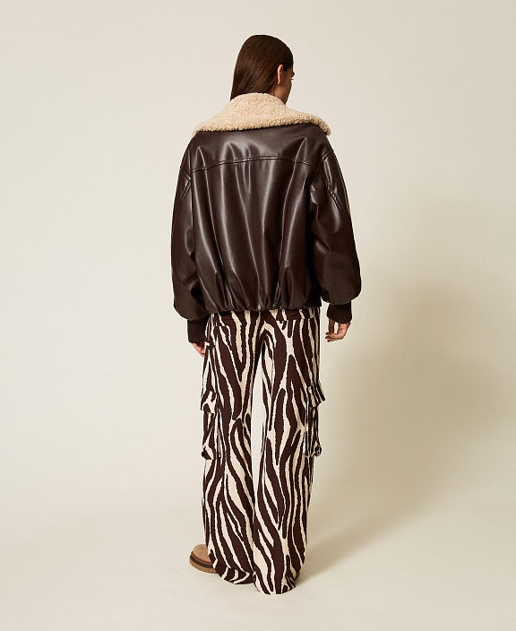 Куртка из искусственной кожи с воротником из искусственного меха