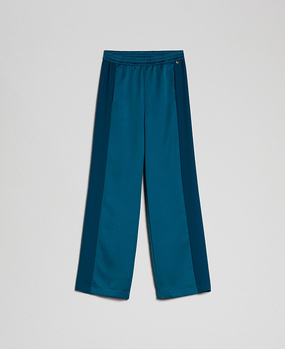 Брюки-палаццо с контрастными лампасами