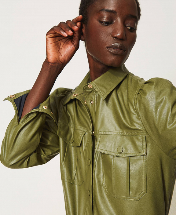 Рубашка с карманами