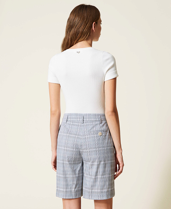 Шорты-бермуды в виндзорскую клетку