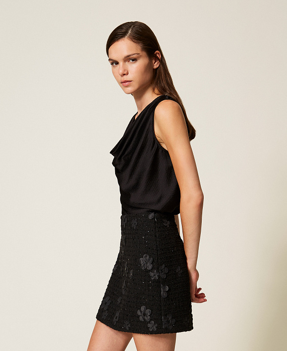 Топ из атласа с драпировкой