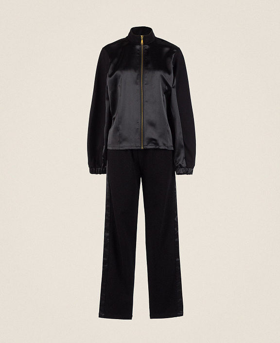 Комплект из трикотажа, прямые брюки и бомбер с атласными вставками