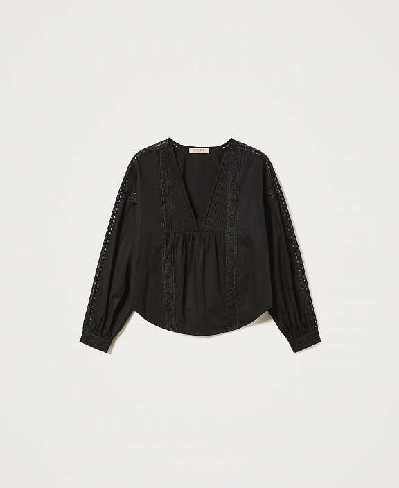Поплиновая блуза с кружевной отделкой