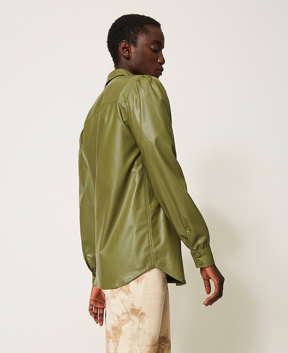 Рубашка с карманами