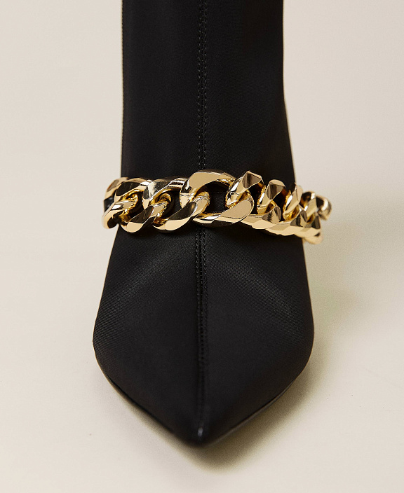 Ботильоны с цепочкой