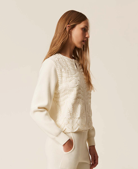Кардиган с объёмным цветочным кружевом спереди