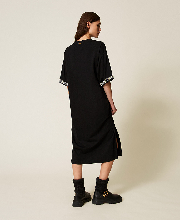 Платье с коротким рукавом