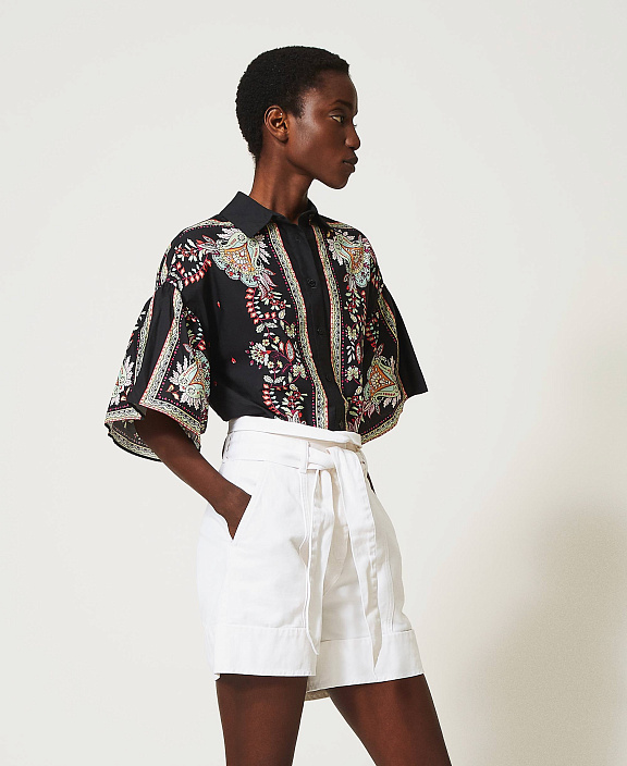 Рубашка из поплина с платочным принтом