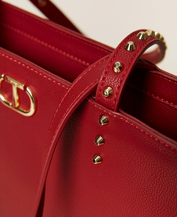 Сумка-тоут с заклепками