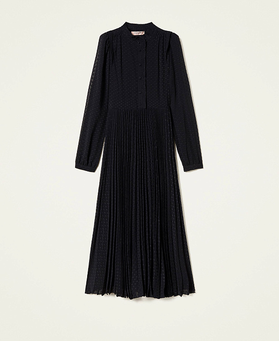 Длинное платье из филькупе в горошек