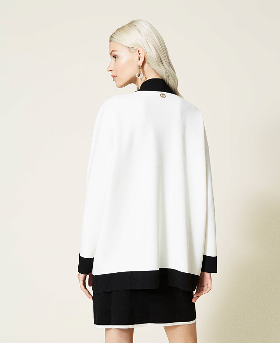 Кардиган с золотыми пуговицами