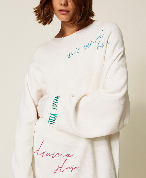 Джемпер MYFO с разноцветной вышивкой