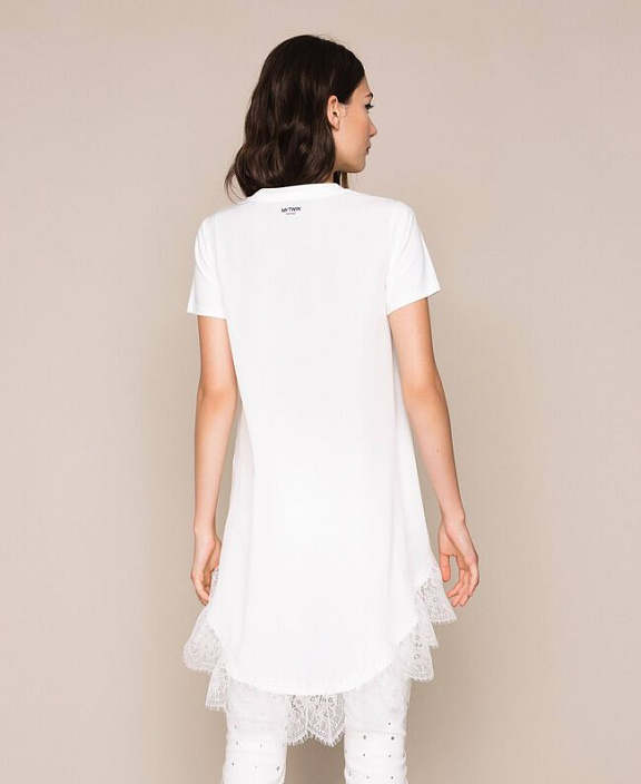 Футболка с кружевом