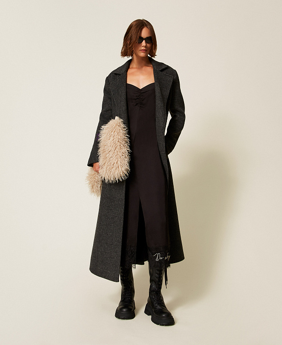 Платье миди MYFO с кружевом и вышивкой