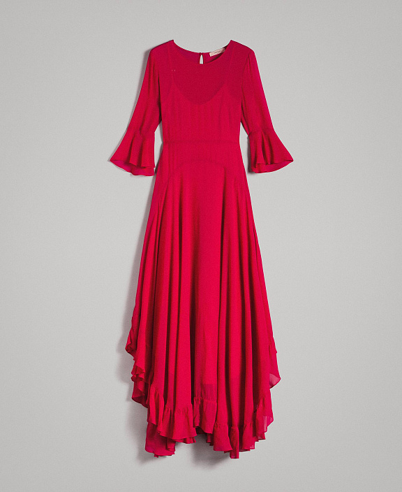 Длинное платье с оборками