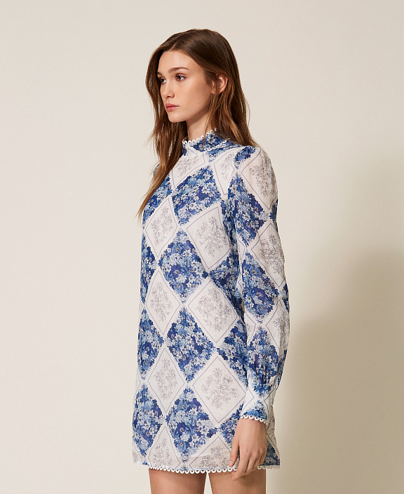 Мини-платье с цветочными ромбами