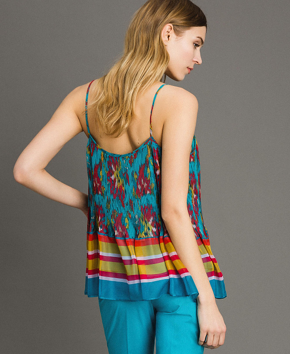 Топ с принтом