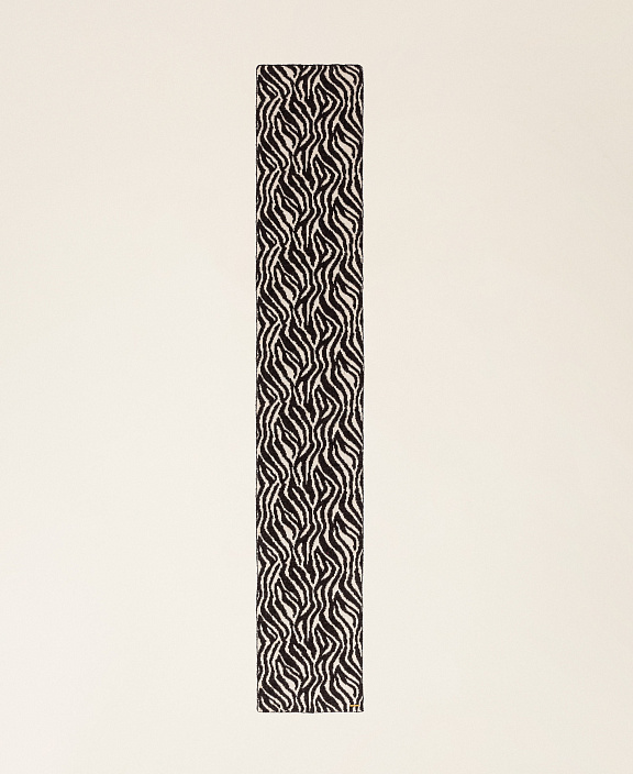 Шарф с жаккардовым животным узором