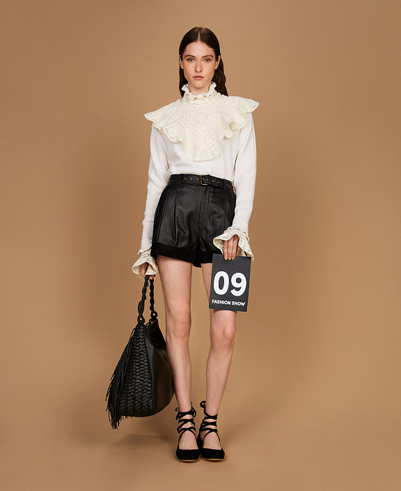 Кожаные шорты с поясом