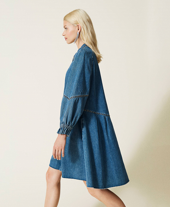 Свободное платье из денима