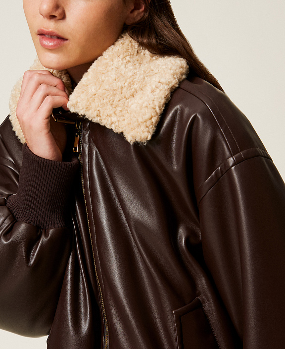 Куртка из искусственной кожи с воротником из искусственного меха