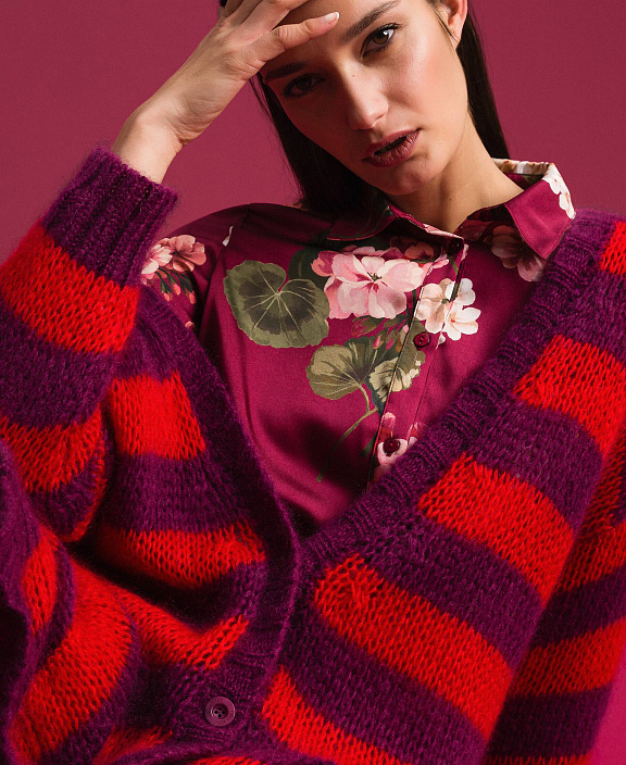 Длинный кардиган из мохера в полоску