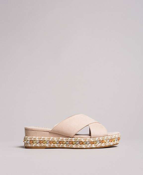 Пантолеты с ремешком крест-накрест