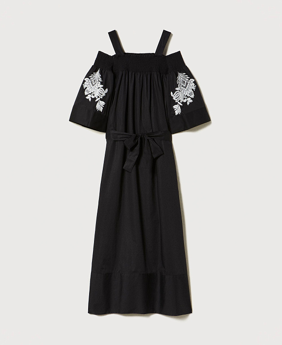 Платье из поплина с открытыми плечами и вышивкой