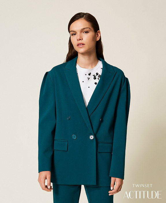 Двубортный жакет со складками на плечах