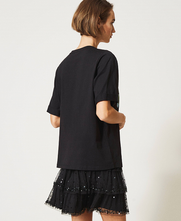 Футболка с ламинированным принтом