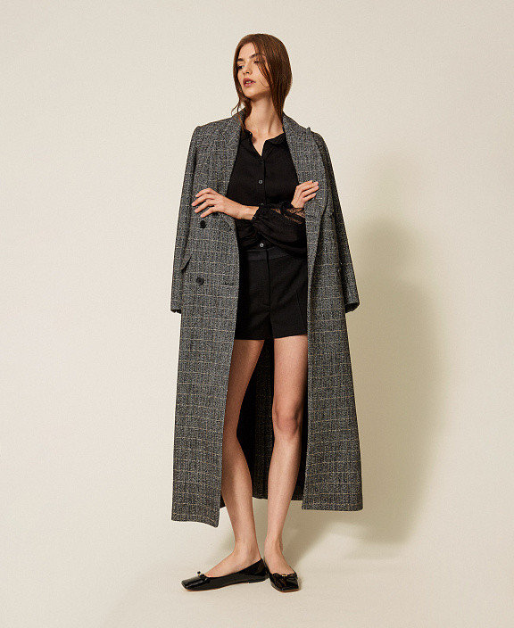 Атласная рубашка с кружевом