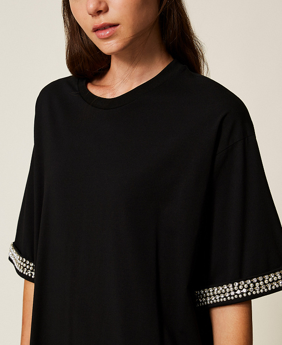 Платье с коротким рукавом