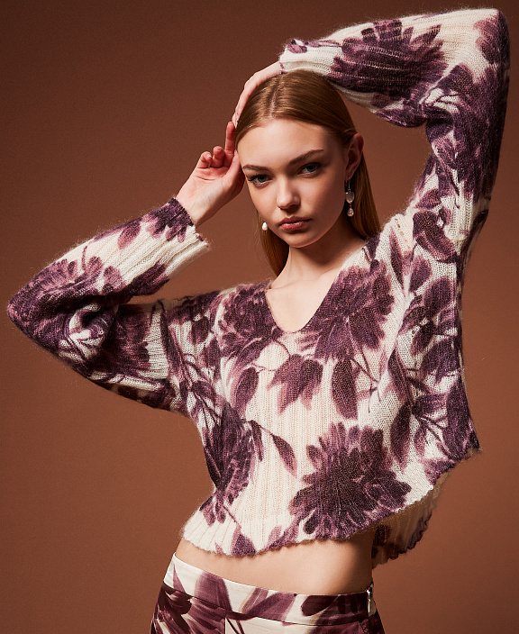 Джемпер из смесового мохера с цветочным принтом